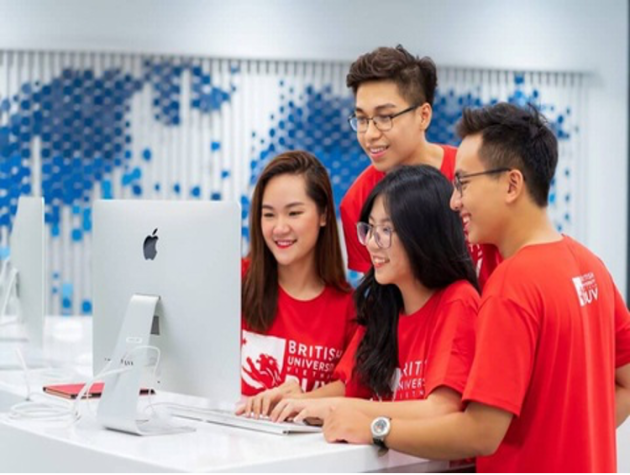Công bố Chương trình đào tạo mới và Quỹ học bổng năm 2025